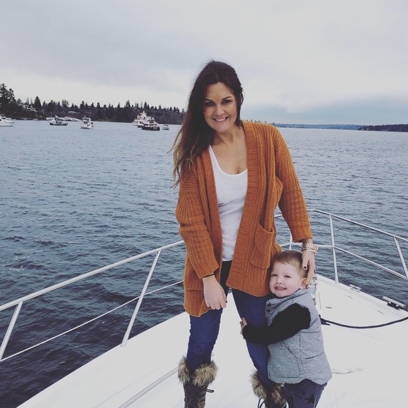 Meet your Posher, Kelly - Picture 1 of 1